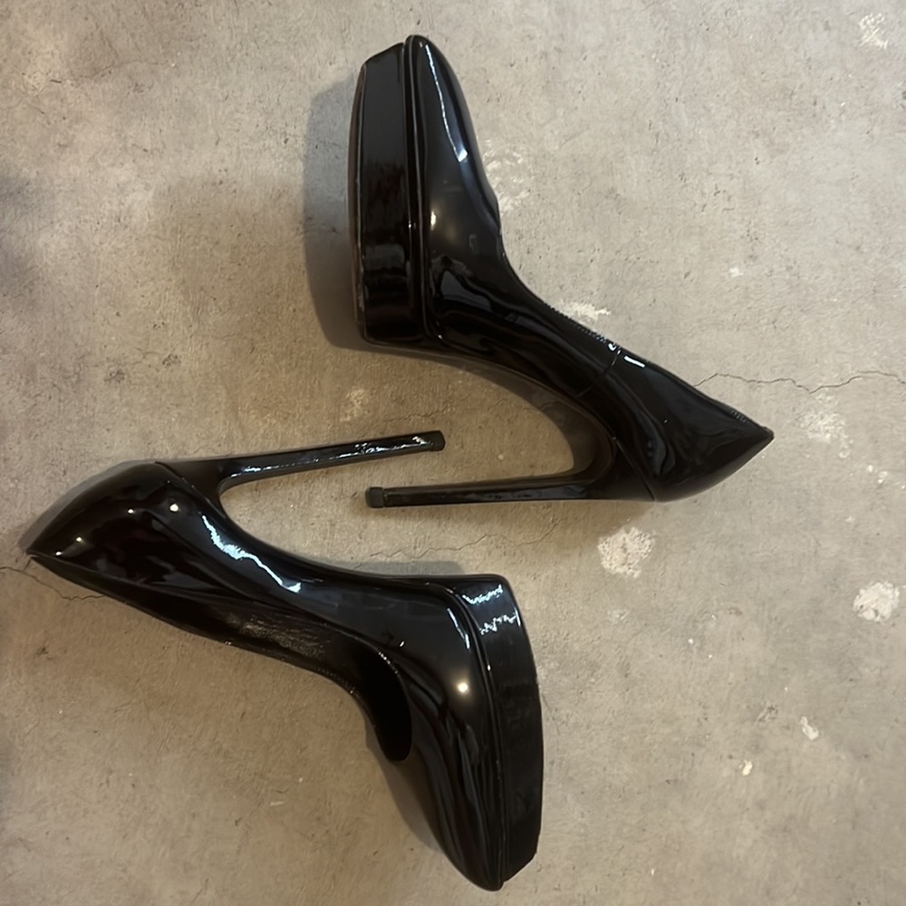 Saint Laurent heels